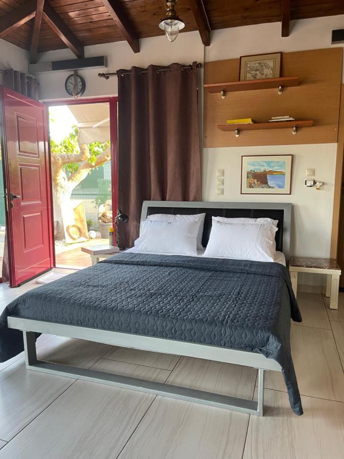 Country Lux Apartment Near Airport Markópoulon エクステリア 写真
